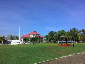 Pemerintah Provinsi Sulawesi Utara, melaksanakan upacara bendera memperingati hari pahlawan ke 70.